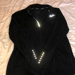 Nike running top